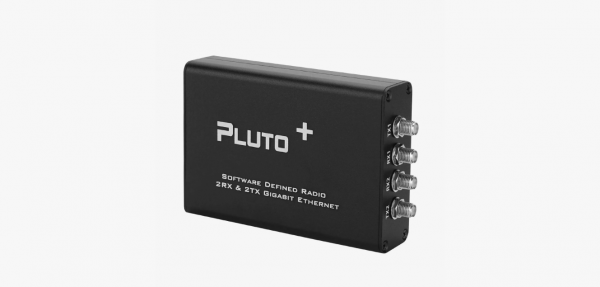 SDR радиоприемник-трансивер PLUTO+